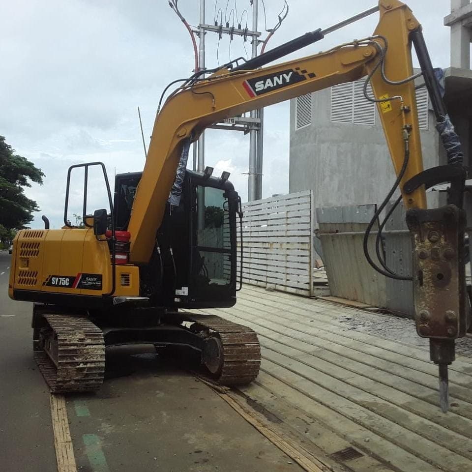 Excavator Mini / Mini Digger